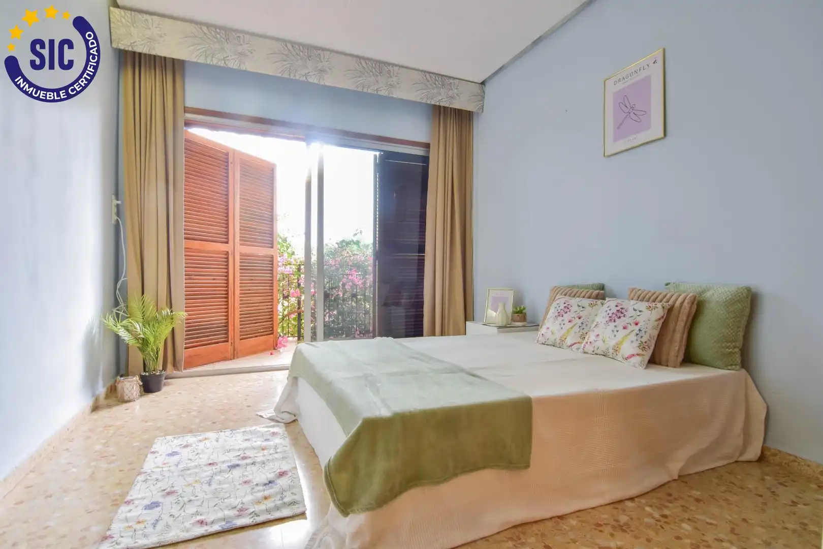 Habitación de Casa o chalet en venta en Torrent con Aire acondicionado, Jardín privado y Terraza