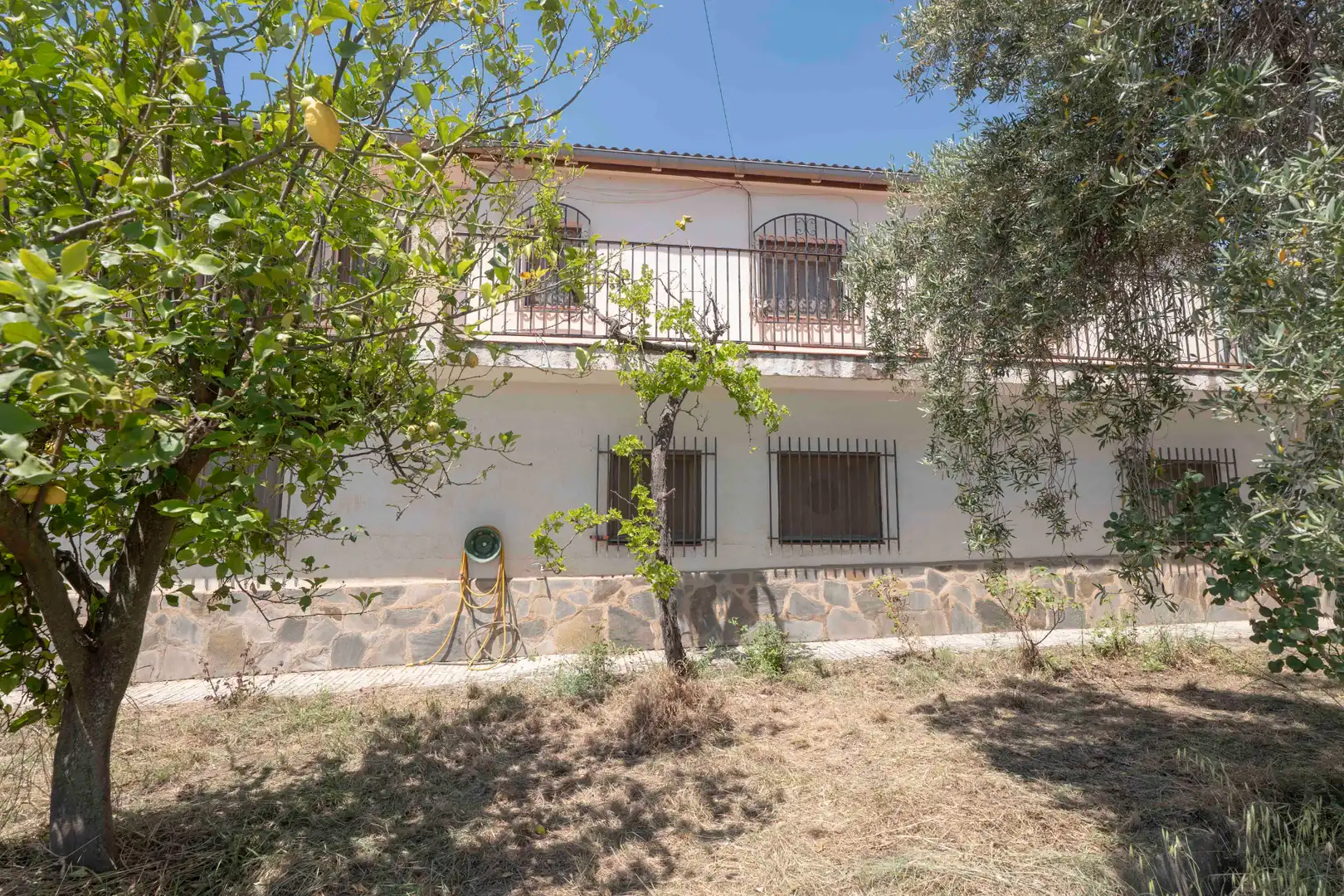 Vista exterior de Casa o chalet en venta en Válor con Calefacción, Jardín privado y Terraza