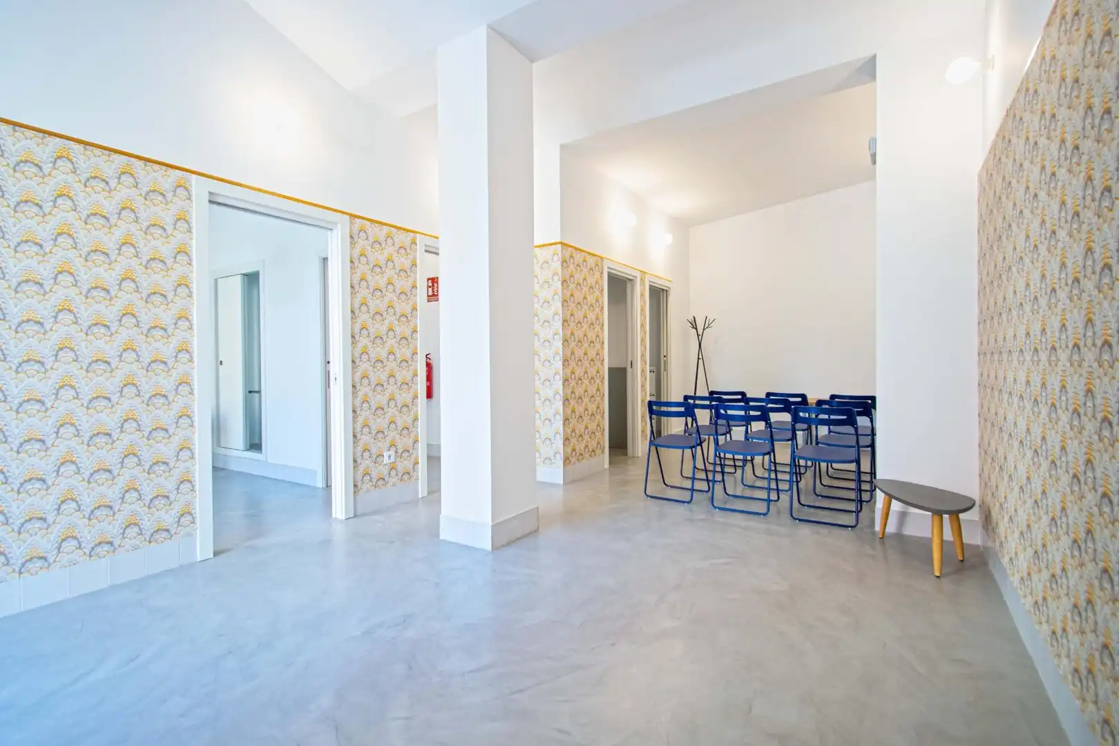 Commercial properties for sale in Sevilla  with Air Conditioner
