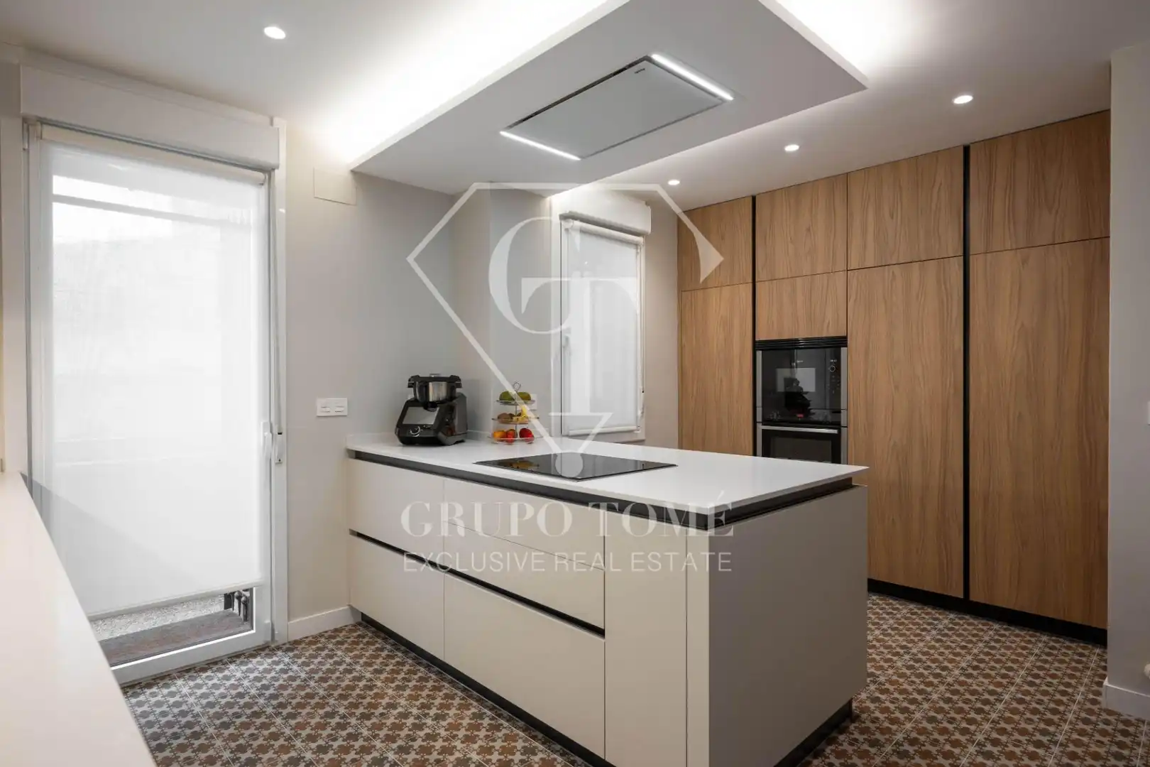 Cocina de Casa adosada en venta en Donostia - San Sebastián  con Calefacción, Jardín privado y Terraza
