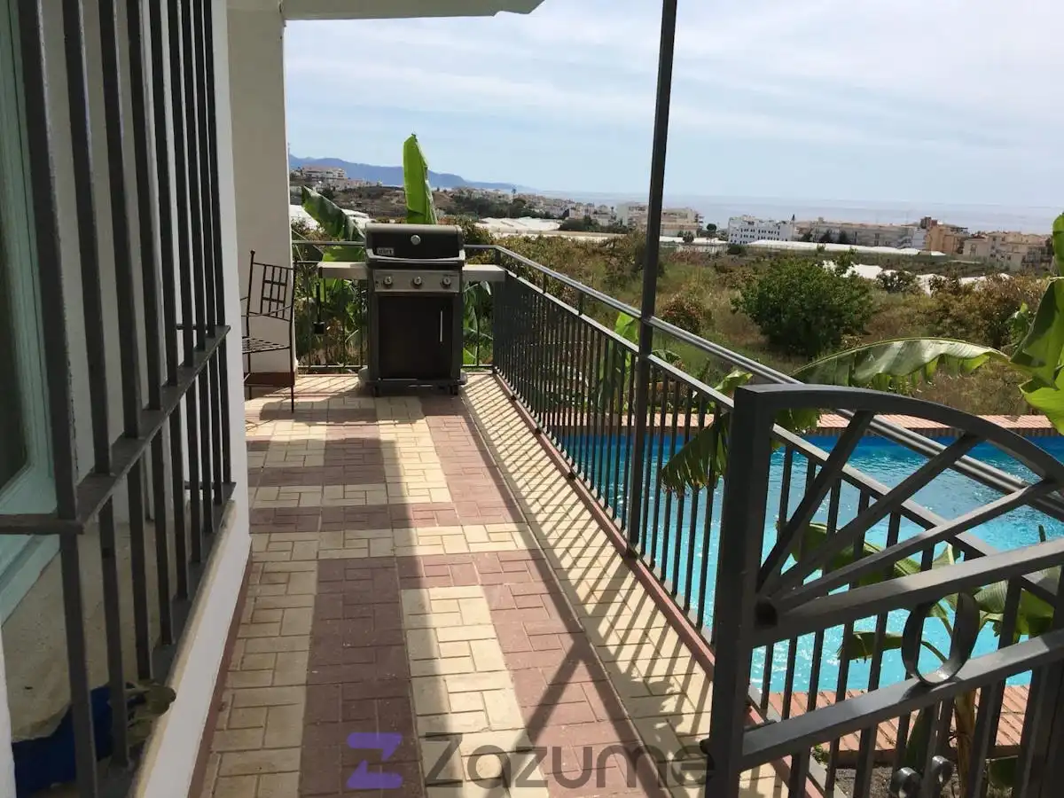 Terrasse von Haus oder Chalet zur Miete in Torrox mit Privatgarten, Terrasse und Schwimmbad
