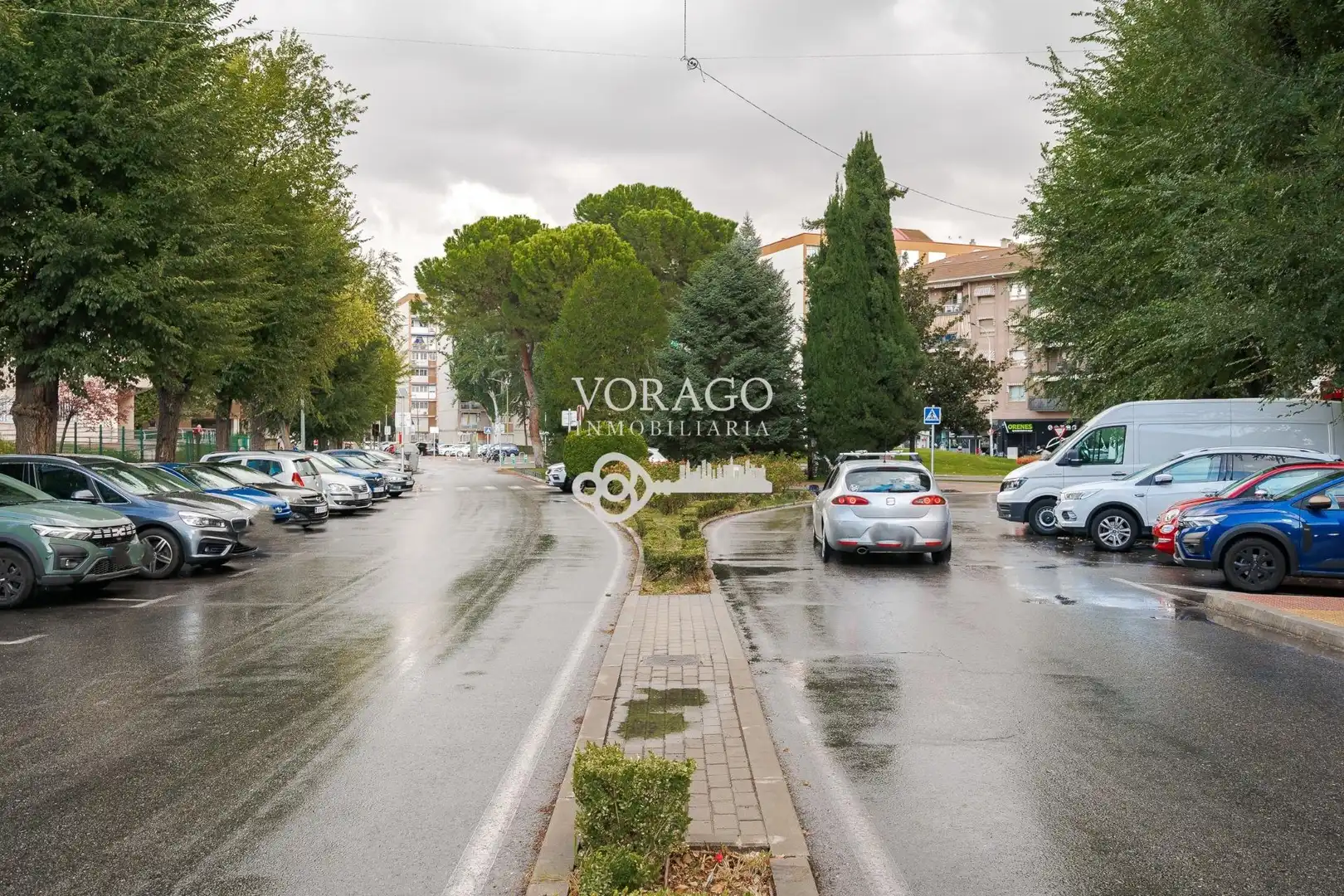 Vista exterior de Pis en venda en Alcalá de Henares amb Calefacció i Terrassa