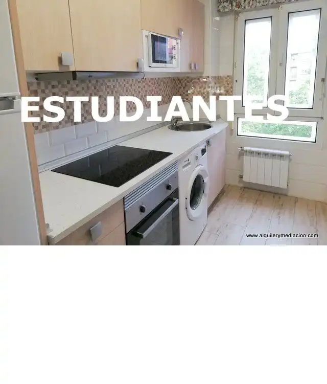 Cocina de Piso de alquiler en Vitoria - Gasteiz con Calefacción, Amueblado y Balcón