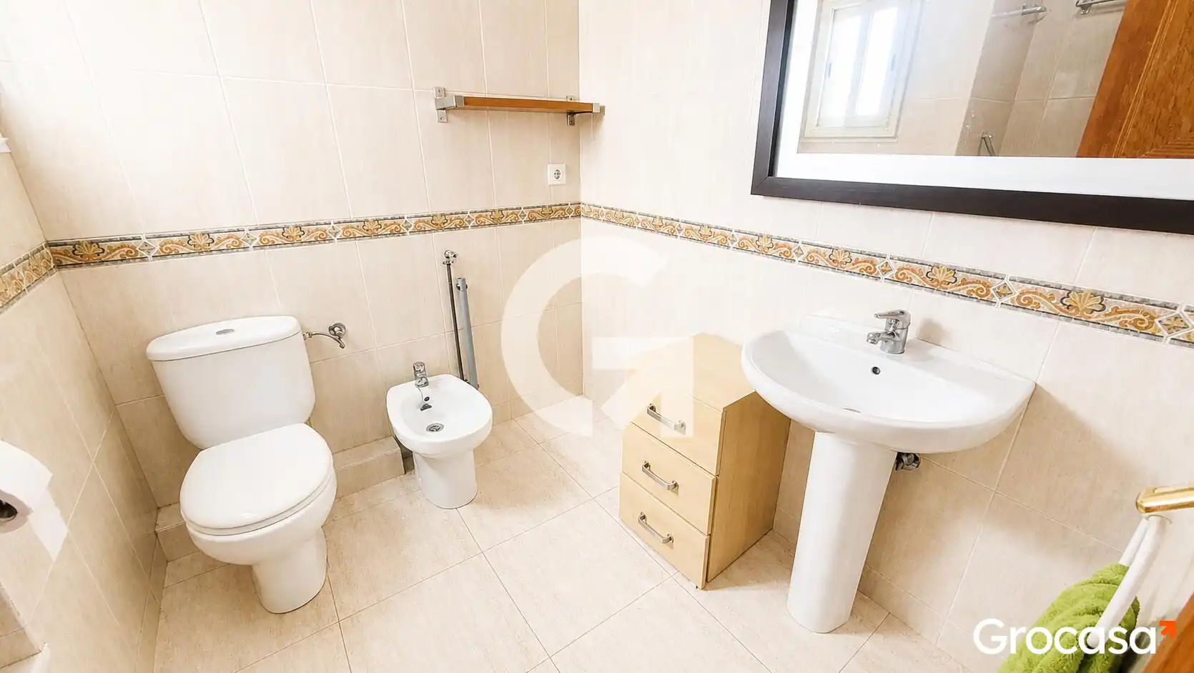 Baño de Piso en venta en Cubelles con Horno y Balcón