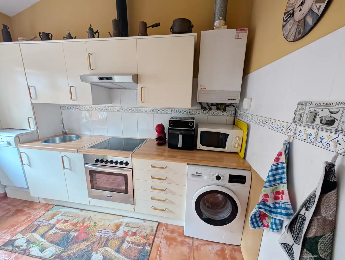 Cuina de Casa o xalet en venda en Camprodon amb Jardí privat i Terrassa