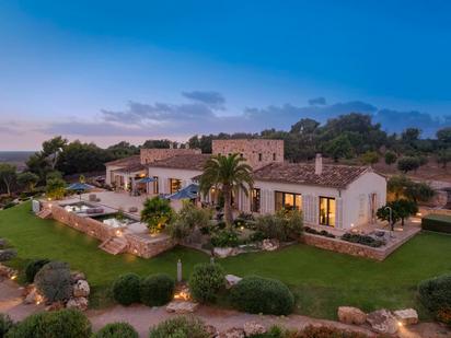 Vista exterior de Finca rústica en venda en Santanyí amb Aire condicionat, Calefacció i Jardí privat