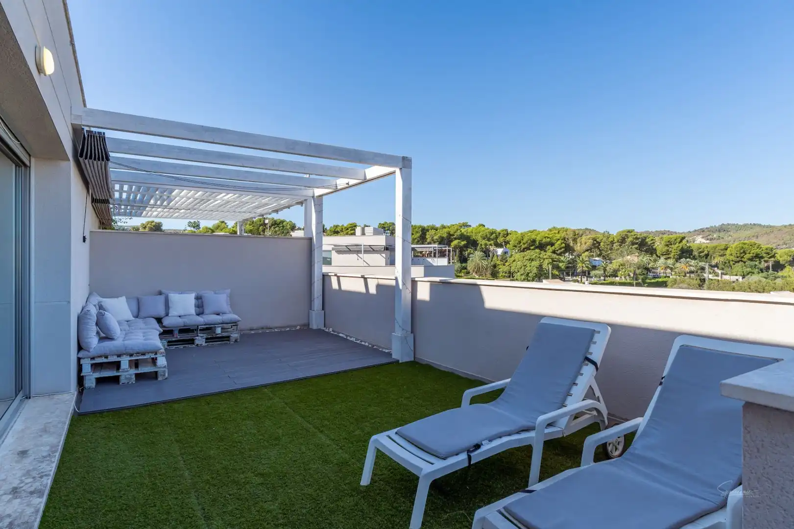 Àtic amb jardí en venda a Teulada
