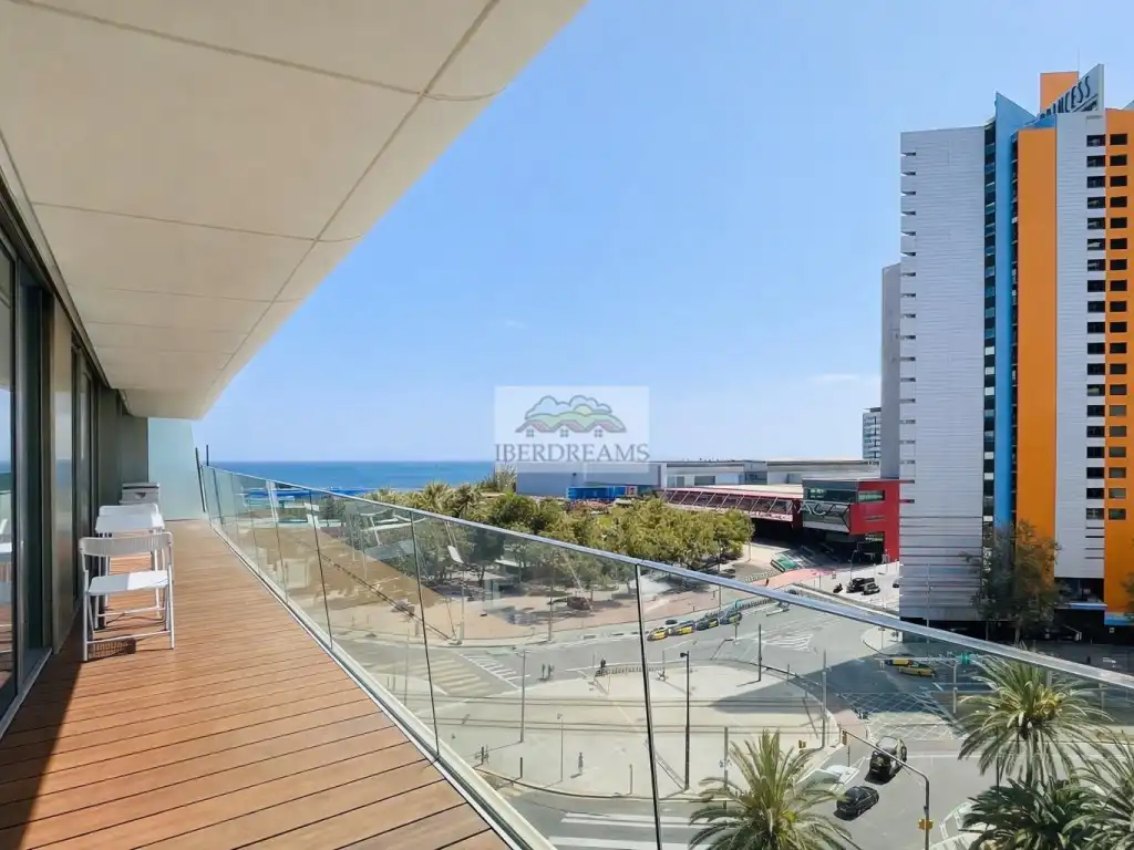 Piso con terraza en venta en Plaza de Llevant, imagen 2