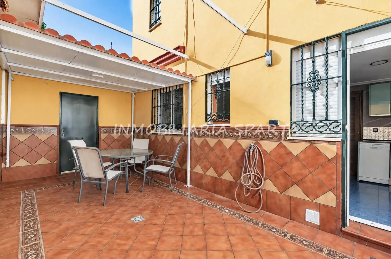 Terrassa de Casa adosada en venda en Santiponce, Sevilla