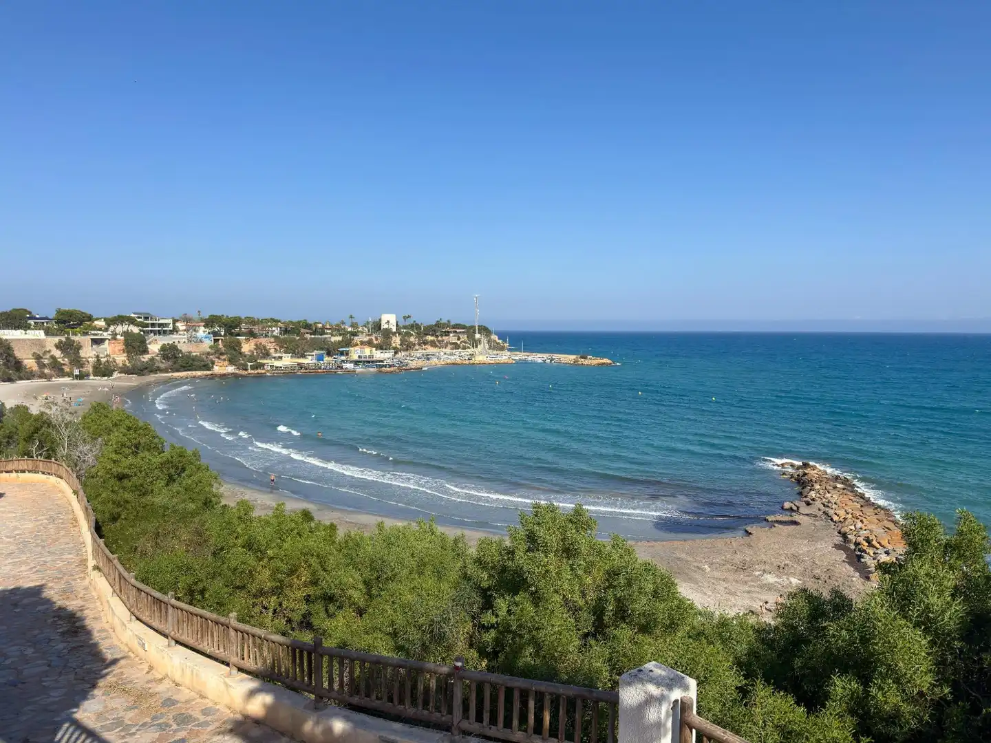 Apartamento de alquiler en Orihuela con Aire acondicionado, Calefacción y Jardín privado