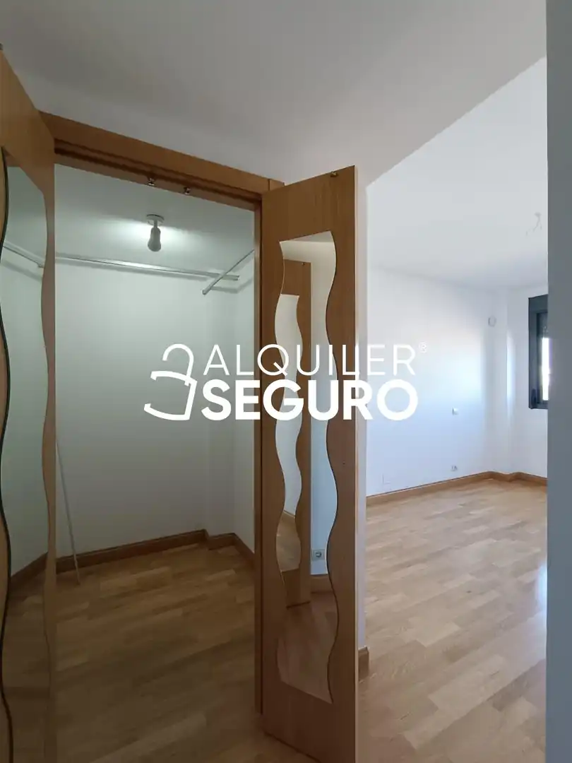Piso de alquiler en Parla con Aire acondicionado, Calefacción y Terraza