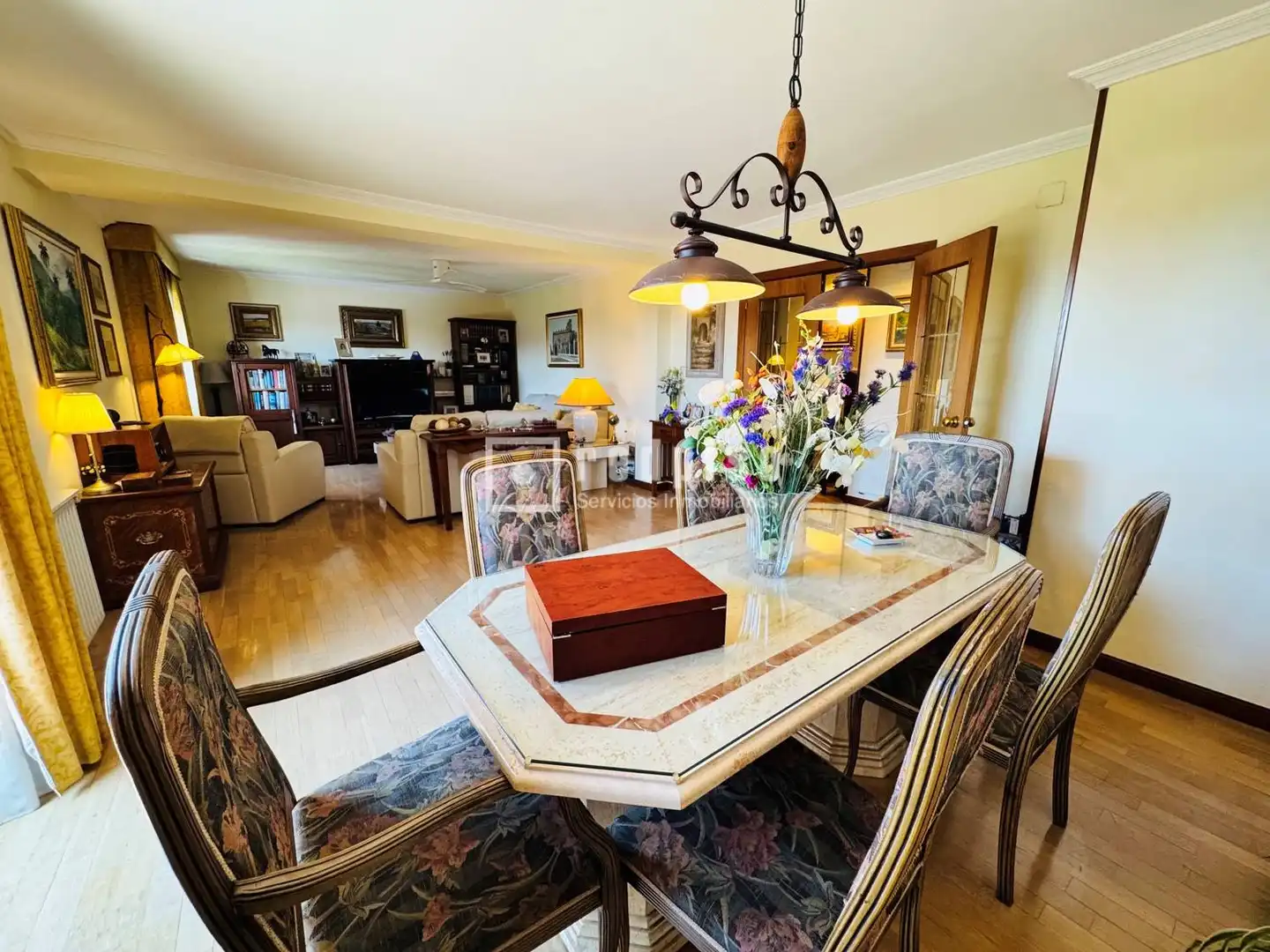 Comedor de Dúplex en venta en Fuenlabrada con Calefacción, Jardín privado y Parquet