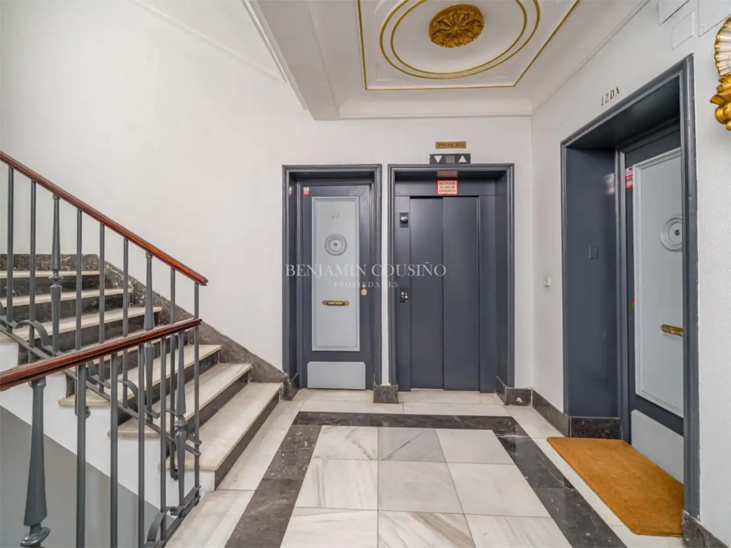 Piso en venta en Madrid con Balcón