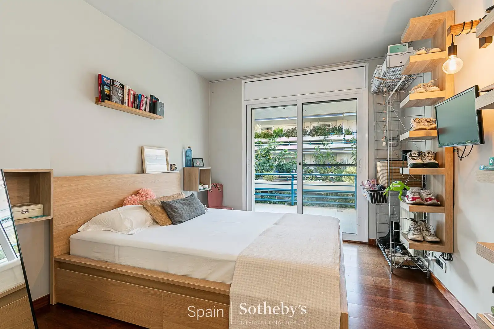 Bedroom of Apartments for sale in Sitges  with Air Conditioner, Storage room and Community pool