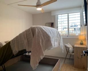 Bedroom of Apartment to share in  Barcelona Capital  with Air Conditioner