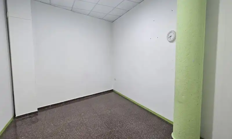 Local comercial en alquiler en Numancia, imagen 3