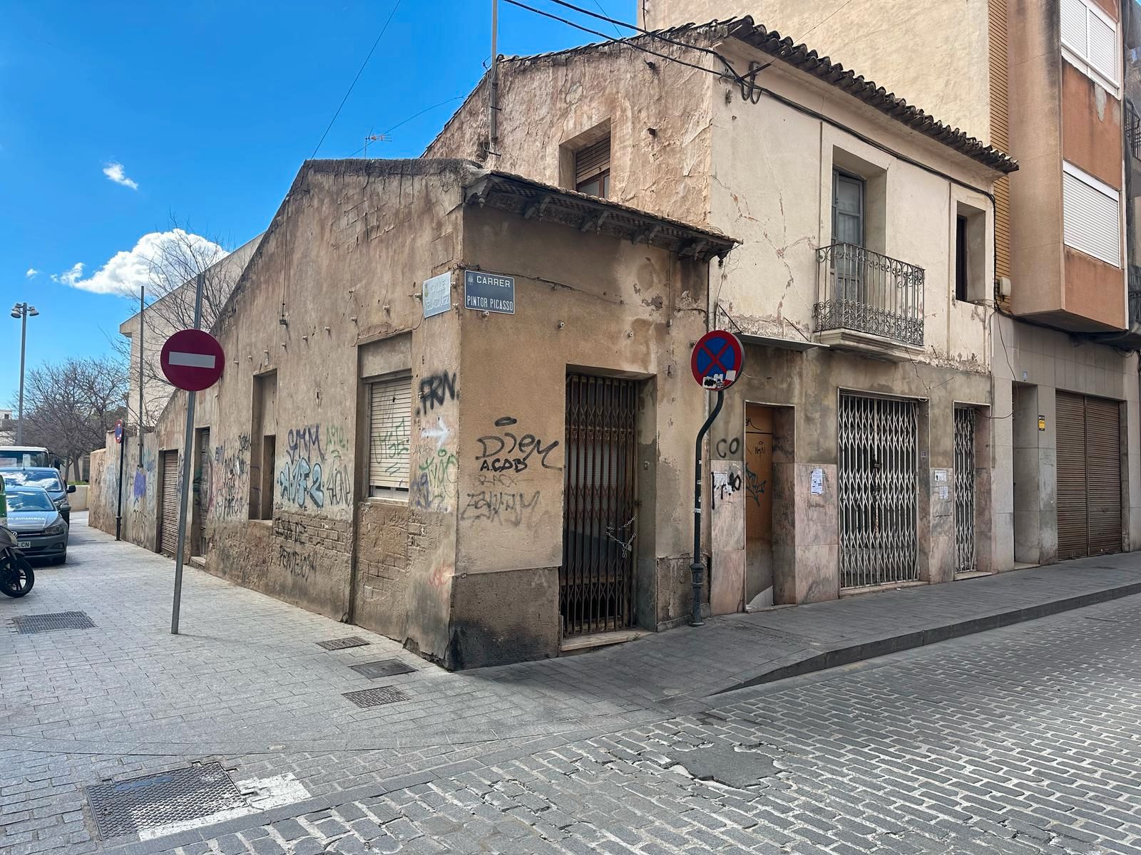 Vista exterior de Casa o xalet en venda en San Vicente del Raspeig / Sant Vicent del Raspeig amb Jardí privat i Terrassa