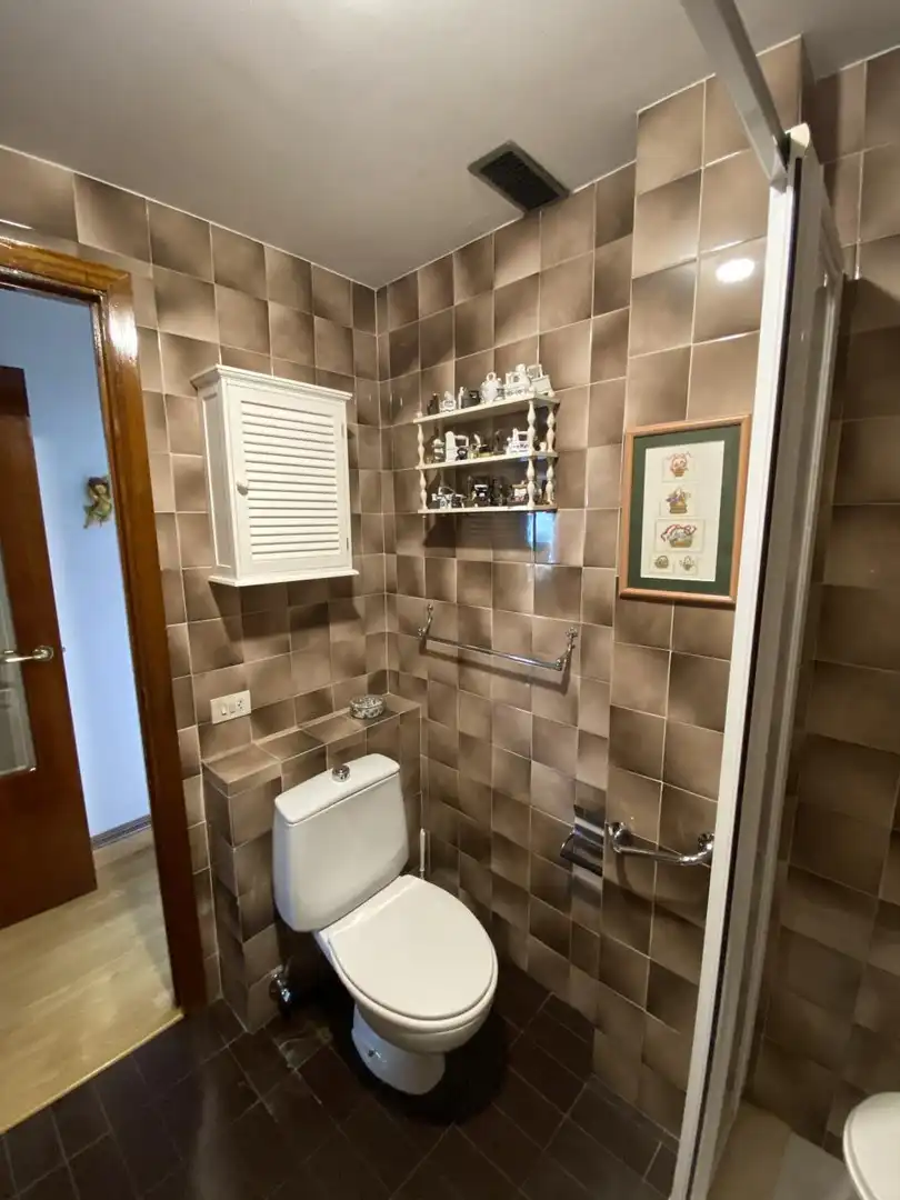 Baño de Piso en venta en A Coruña Capital  con Calefacción y Trastero