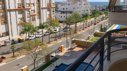 Foto 3 de Apartament en venda a Puerto de Estepona, Estepona