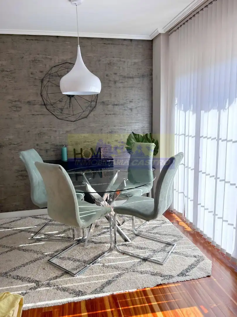Comedor de Ático de alquiler en Castro-Urdiales con Calefacción, Terraza y Amueblado