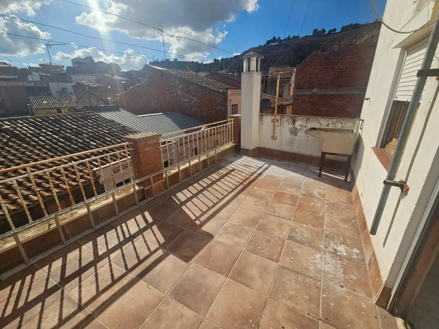Terrassa de Casa adosada en venda en Alguaire, Lleida