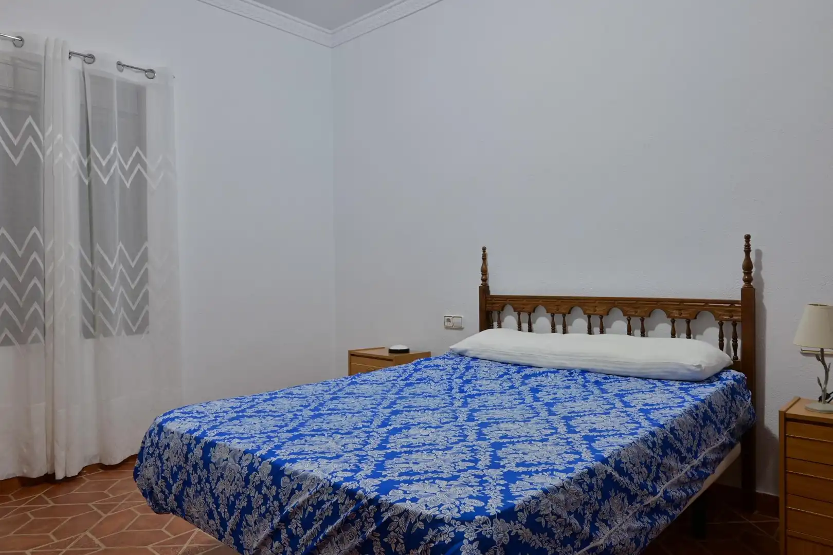 Dormitori de Finca rústica en venda en Las Navas de la Concepción amb Jardí privat, Terrassa i Moblat