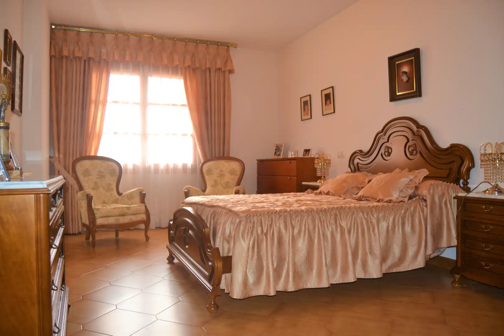 Habitación de Casa o chalet en venta en Albalatillo con Aire acondicionado, Jardín privado y Amueblado
