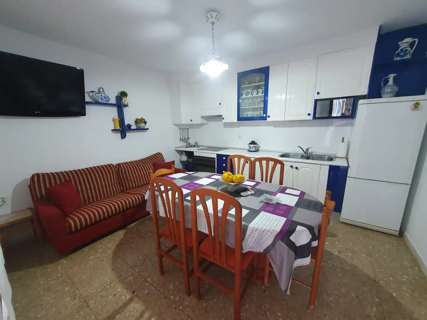Cocina de Casa o chalet en venta en Argamasilla de Calatrava con Aire acondicionado, Jardín privado y Trastero