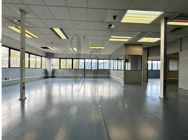 Oficina en Alquiler en Del Camino De Lo Cortao en Polígono Industrial Sur