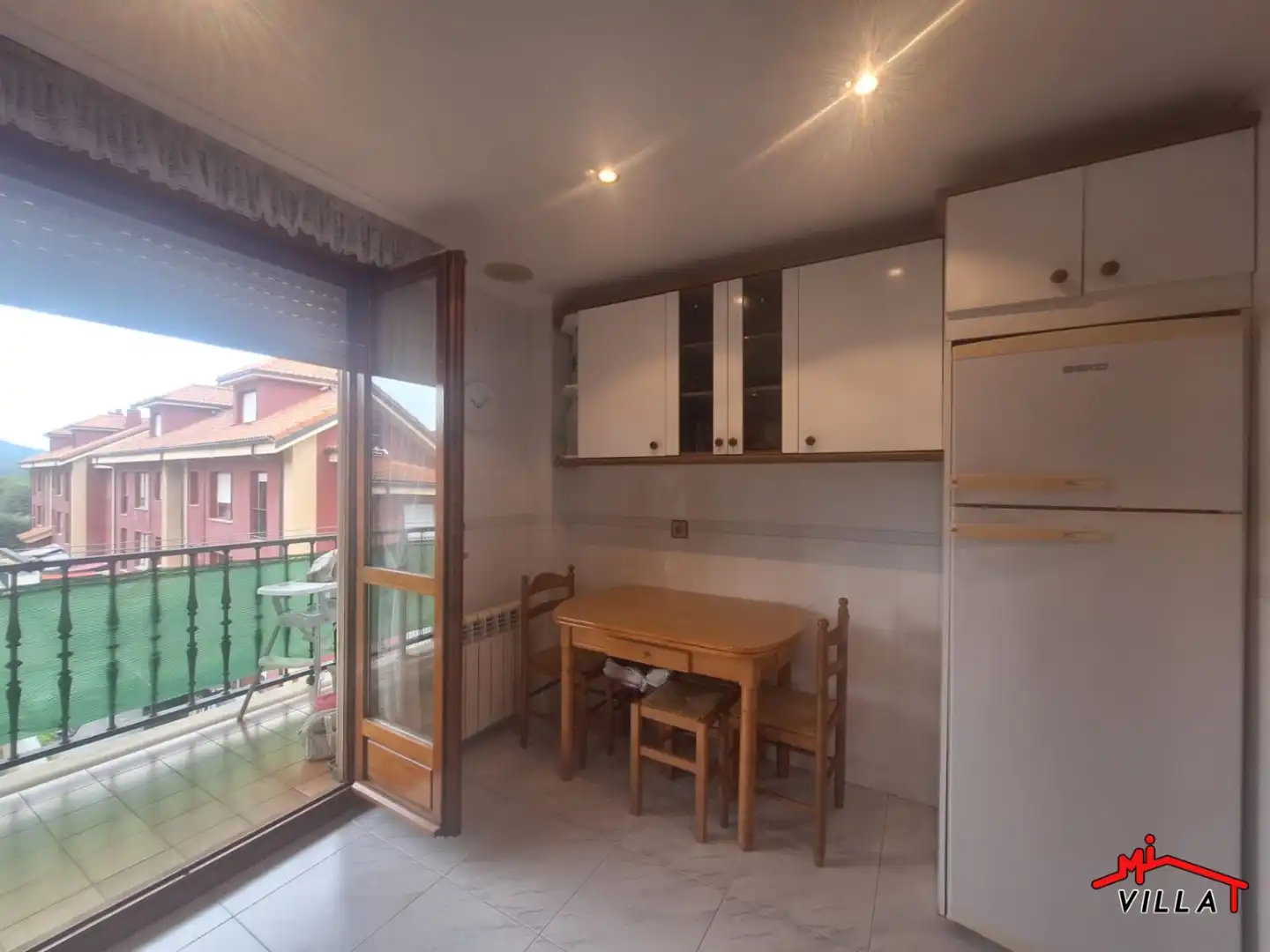 Cocina de Piso de alquiler en Ramales de la Victoria con Calefacción, Amueblado y Balcón