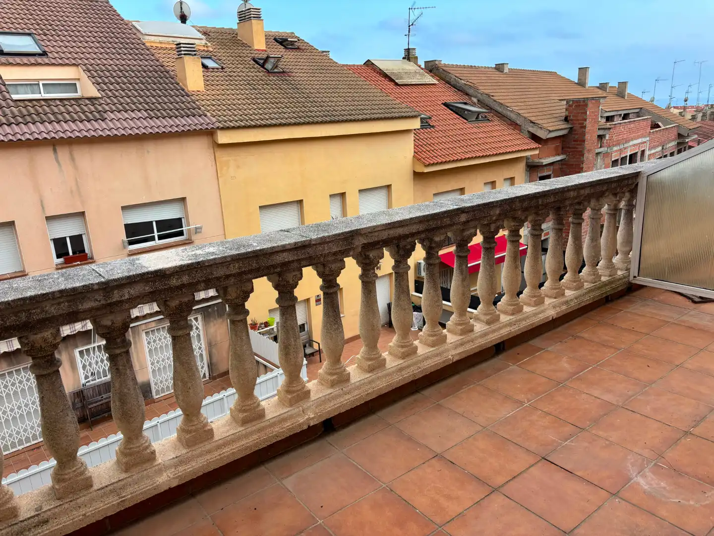 Maison mitoyenne avec jardin à vendre à Carrer Calaf, imagen 3