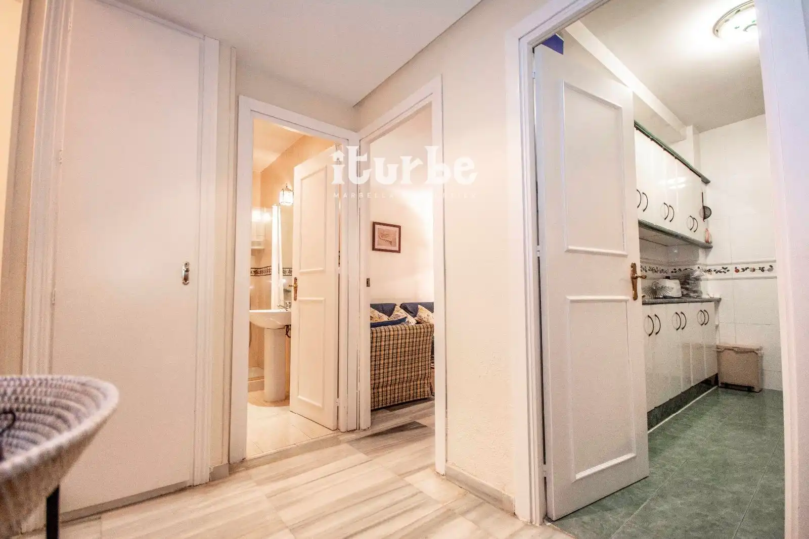 Flat for rent in Calomela-Arroyo Piedras, 1, Nagüeles Alto
