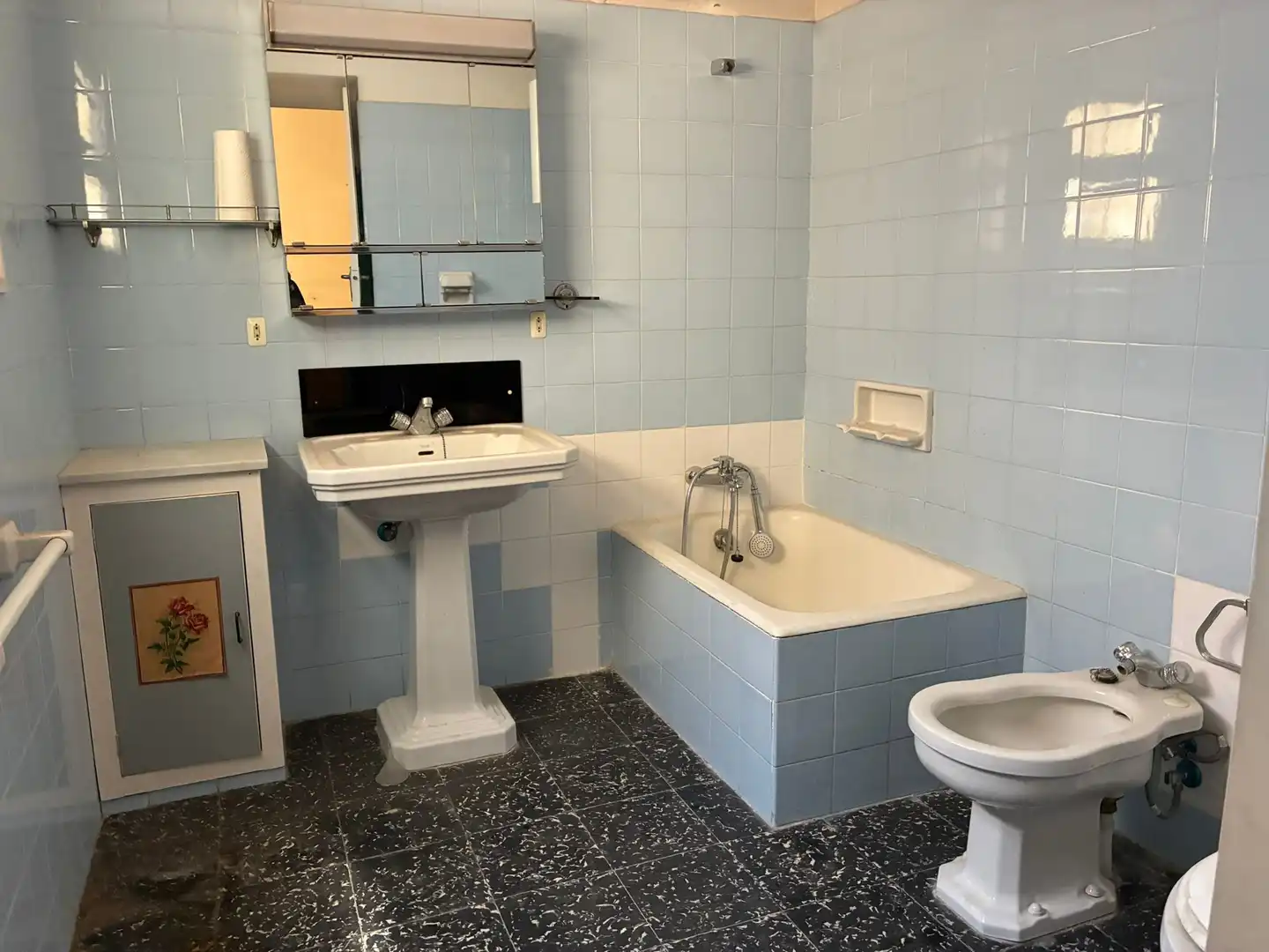 Baño de Finca rústica en venta en Esparreguera con Terraza, Trastero y Balcón