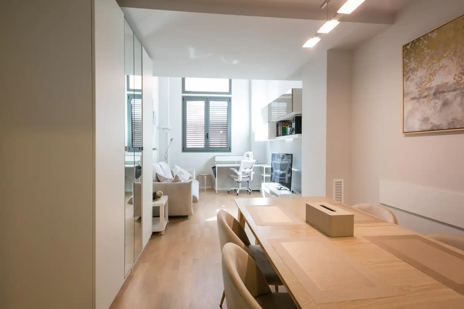 Living room of Duplexes for sale in Barcelona  with Parquet flooring, Furnished and Community pool