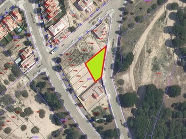 Residential land for sale in Calle AMERICA