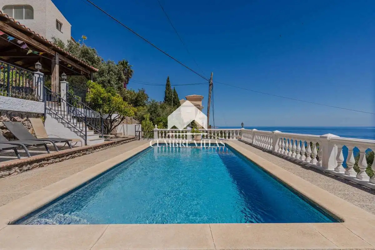 Exterior view of Houses for sale in Salobreña  with Private garden, Terrace and Internet