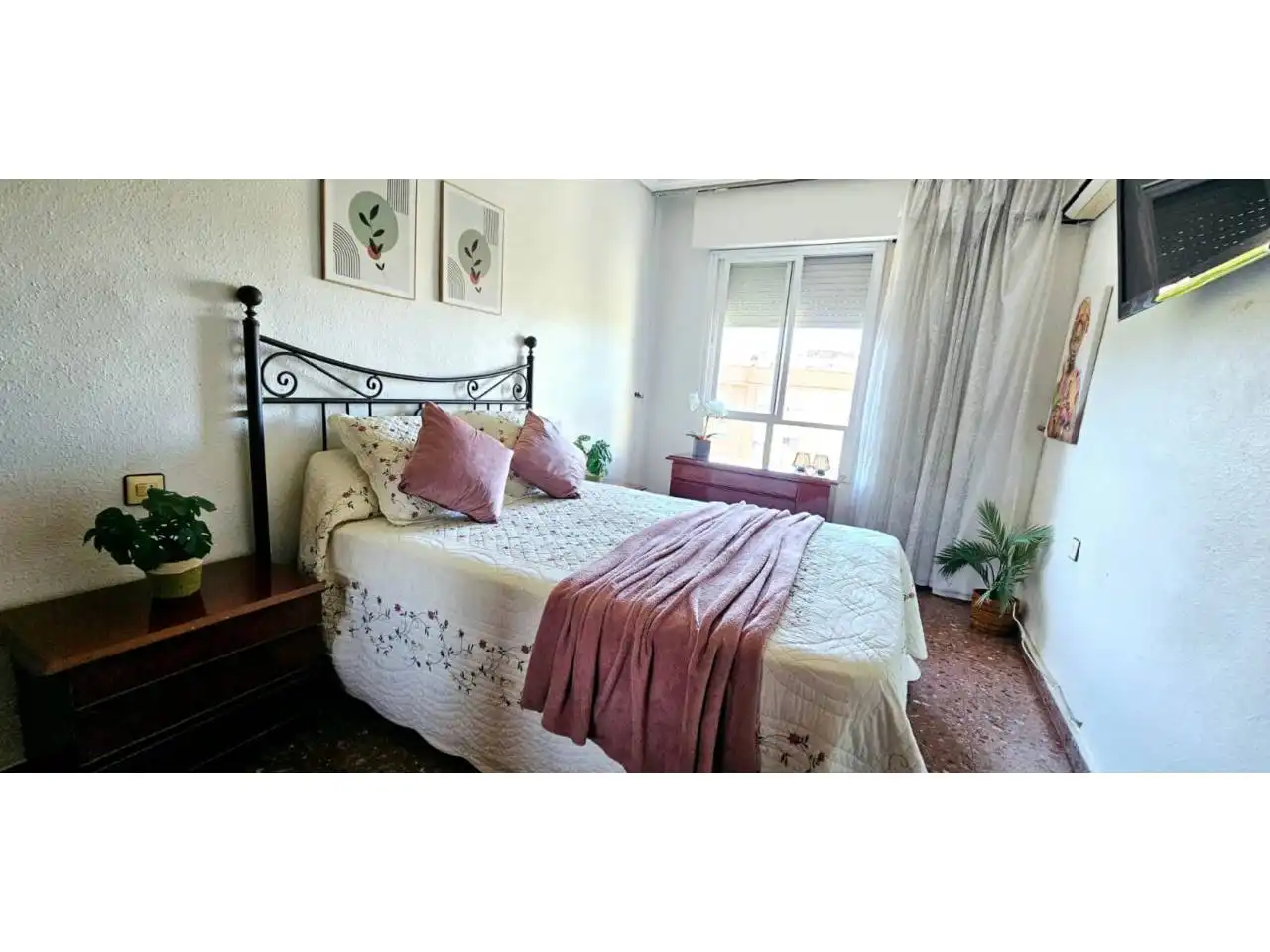Bedroom of Flat for sale in Casco Urbano