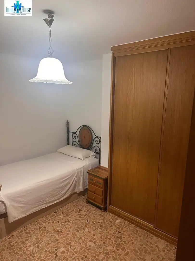 Dormitori de Pis en venda en Albacete amb Aire condicionat, Calefacció i Moblat