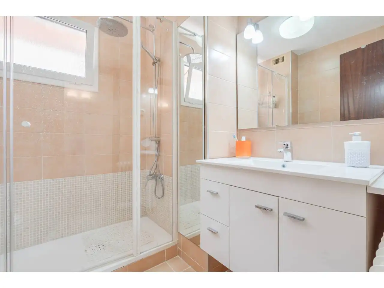 Bathroom of Duplexes for sale in Terrassa  with Heating, Parquet flooring and Terrace
