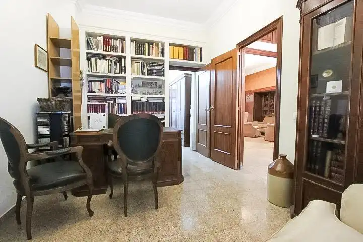 Houses for sale in Valencia  with Air Conditioner, Heating and Terrace