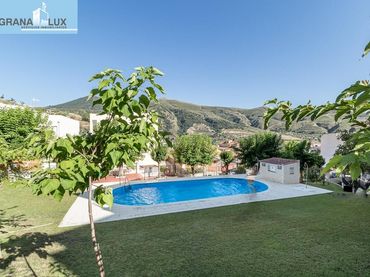 Appartamento con piscina in vendita a Calle de María Uceda Díaz