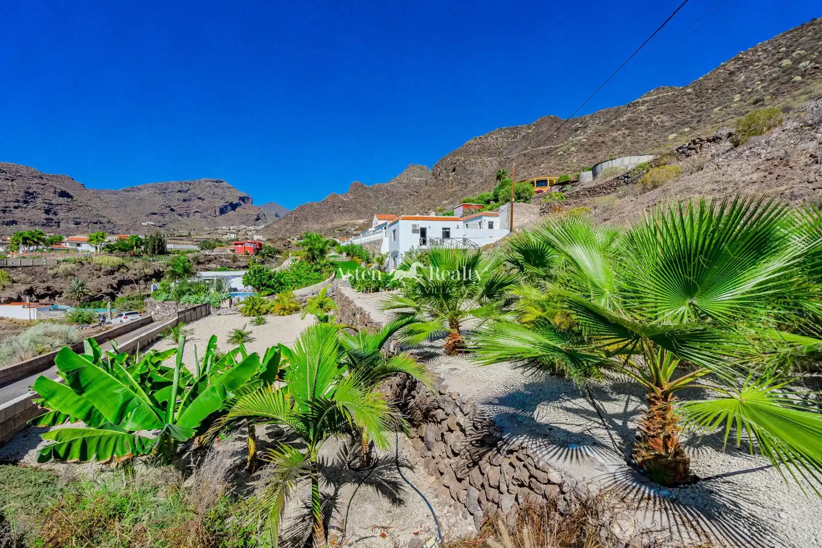 Vista exterior de Casa o chalet en venta en Santiago del Teide con Aire acondicionado, Terraza y Piscina