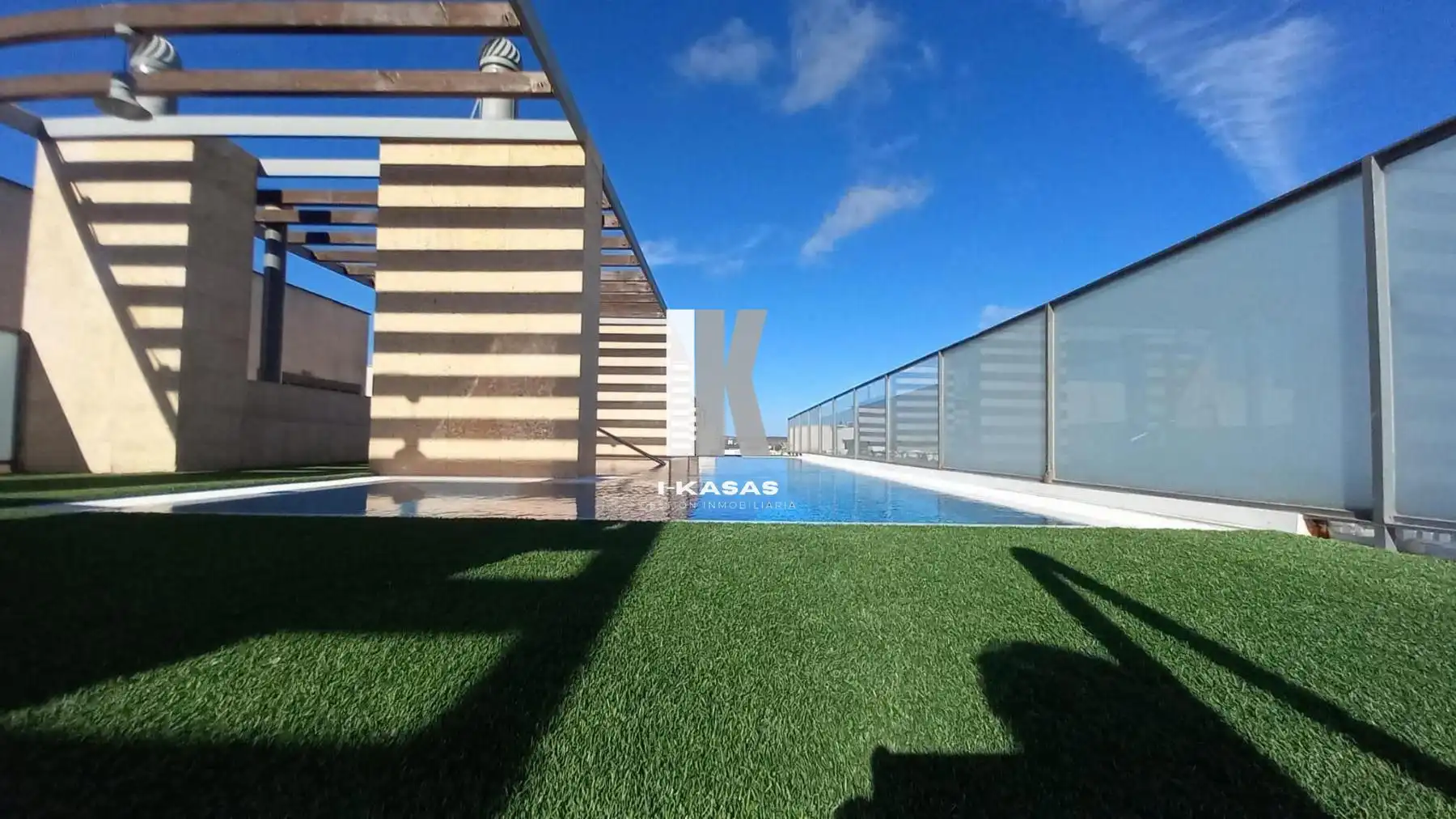 Swimming pool of Flat for sale in El Puerto de Santa María  with Air Conditioner, Terrace and Storage room