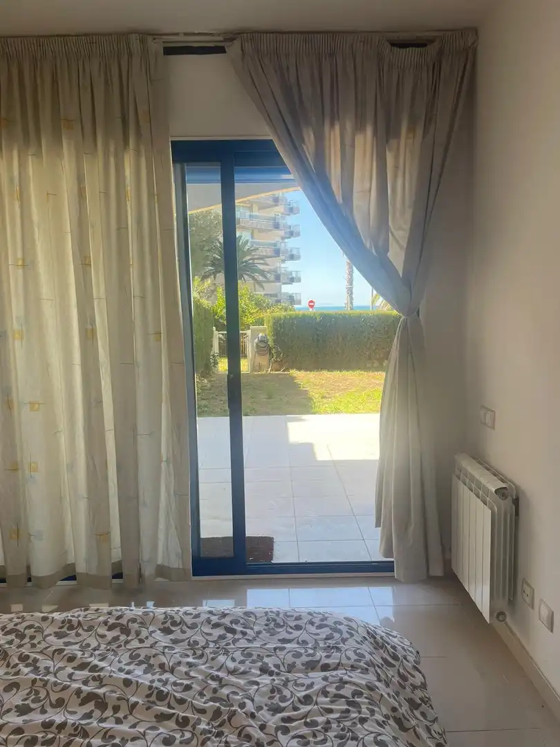Dormitori de Planta baixa en venda en Salou amb Jardí privat, Terrassa i Moblat