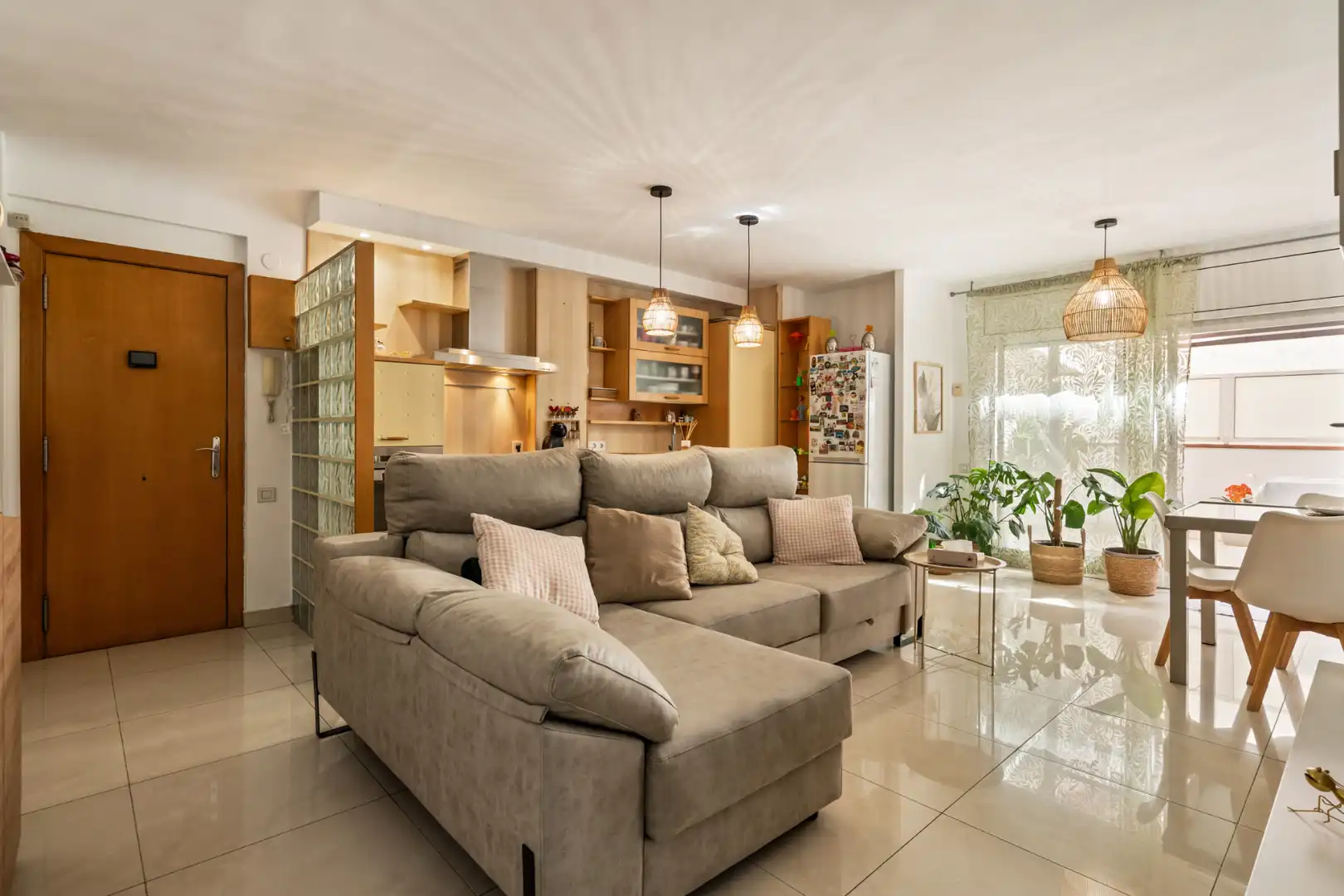 Sala de estar de Piso en venta en Rubí con Calefacción, Terraza y Trastero