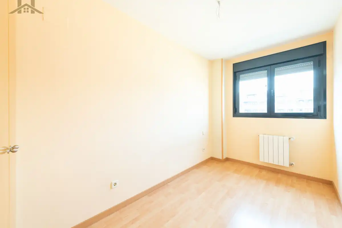 Habitación de Piso en venta en Pinto con Calefacción, Trastero y Piscina comunitaria