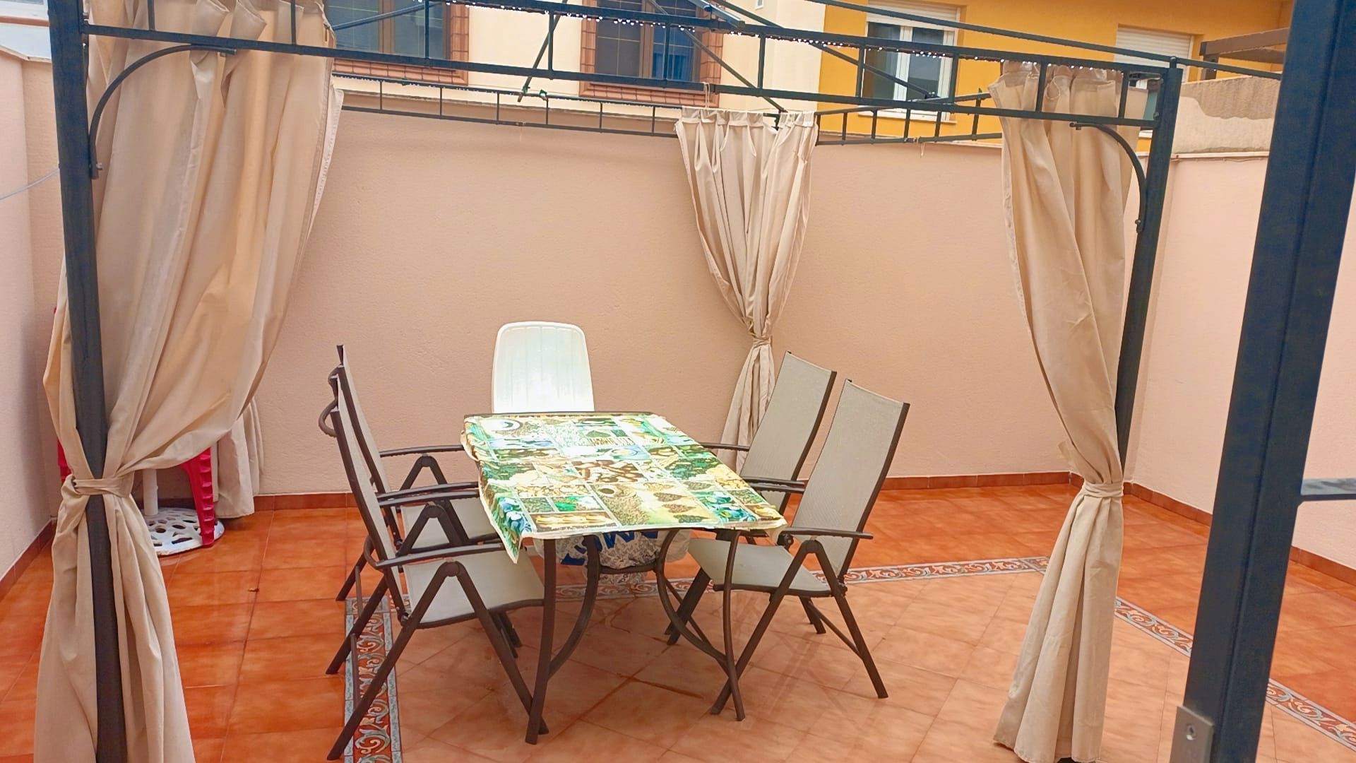 Terrace of Single-family semi-detached for sale in  Jaén Capital  with Heating, Terrace and Storage room