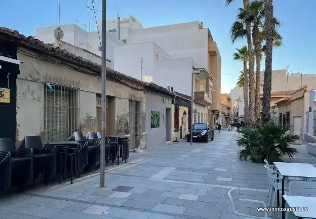 Lands and plots for sale in Centro