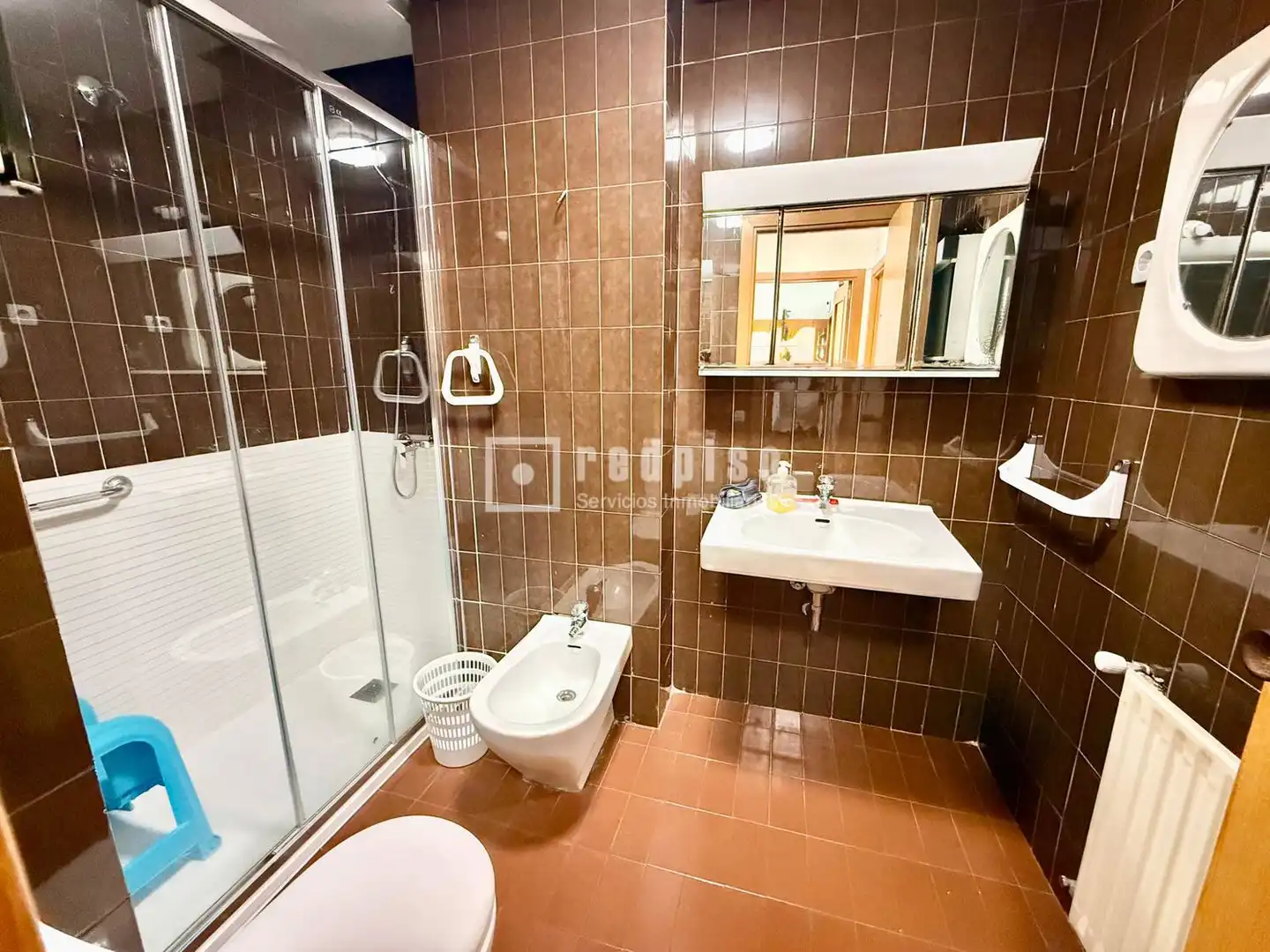 Baño de Piso en venta en Madrid con Aire acondicionado, Calefacción y Jardín privado