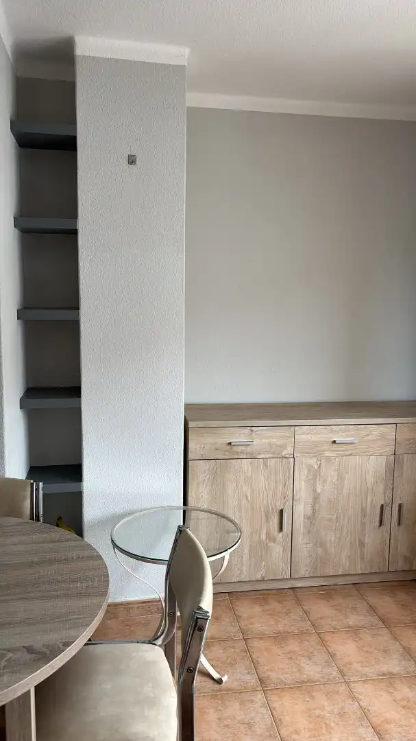Apartament de lloguer en Vigo  amb Calefacció, Parquet i Moblat